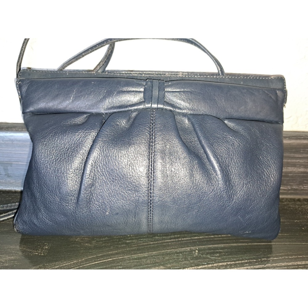 Vintage B Young Navy Blue Genuine Leather MCM Clutch Purse Made in Colombia A2